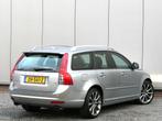 Volvo V50 2.5 T5 AUT Momentum Xenon / Cruise Control / High, Auto's, Volvo, Euro 5, Stof, Gebruikt, Zwart