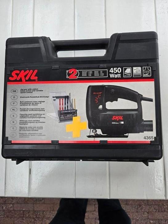 Nieuwe decoupeerzaag in koffer, Doe-het-zelf en Verbouw, Gereedschap | Zaagmachines, Nieuw, Decoupeerzaag, Minder dan 600 watt