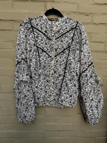 Bloemen Blouse met Zwarte Details - Maat S eksept beschikbaar voor biedingen