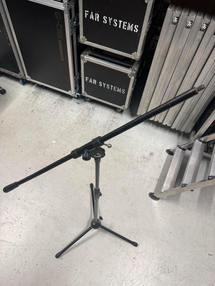 Microfoonstatief zwart, Muziek en Instrumenten, Standaards, Gebruikt, Instrumentstandaard, Microfoon, Ophalen of Verzenden