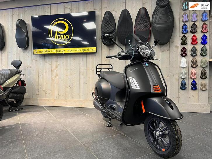 Vespa Scooter GTS 310 SuperSport HPE 2025 EURO5+ | 4 Jaar Fa, Motoren, Motoren | Overige merken, Bedrijf, Scooter, 12 t/m 35 kW