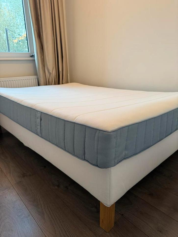 IKEA Espevär Boxspring 140x200 + Matras, Huis en Inrichting, Slaapkamer | Bedden, Zo goed als nieuw, Tweepersoons, 140 cm, 200 cm