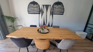 Eettafel Boomstam 240x100, 5 cm dik met zwarte spinpoot beschikbaar voor biedingen