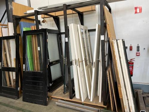 Diverse binnen en buitendeuren in verschillende maten, Tuin en Terras, Palen, Balken en Planken, Gebruikt, Overige typen, 180 tot 250 cm