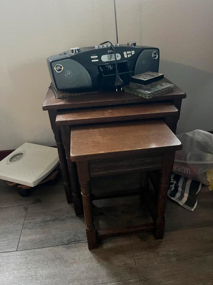 Vintage Set van 3 Nesttafels, Huis en Inrichting, Stoelen, Gebruikt, Hout, Bruin, Ophalen