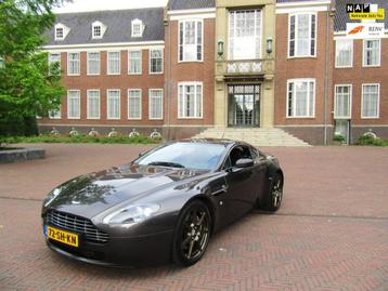 Aston Martin V8 Vantage 4.3 V8 ORIG NL HANDBAK TOPSTAAT beschikbaar voor biedingen