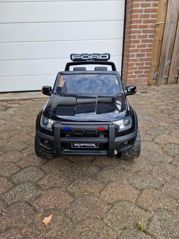 Ford F-150 Raptor, Electrische kinderauto, Kinderen en Baby's, Speelgoed | Buiten | Accuvoertuigen, Zo goed als nieuw, Ophalen