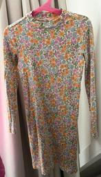 Jurkje met bloemenprint maat 122-128, Ophalen of Verzenden, Nieuw, Meisje, Jurk of Rok