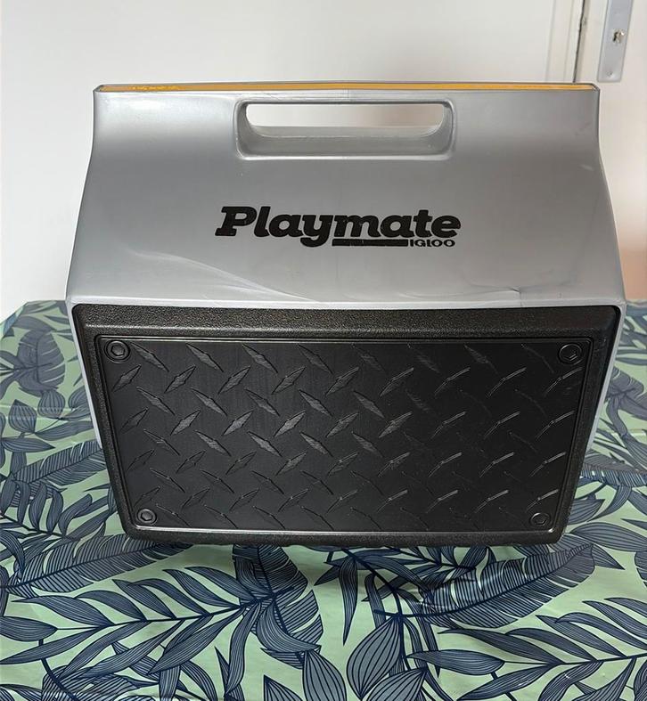 Igloo playmate coolbox ‘pm the boss’ 13 L, Caravans en Kamperen, Koelboxen, Zo goed als nieuw, Koelbox, Koelelement, Ophalen of Verzenden