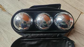 Jeu De Boules  beschikbaar voor biedingen