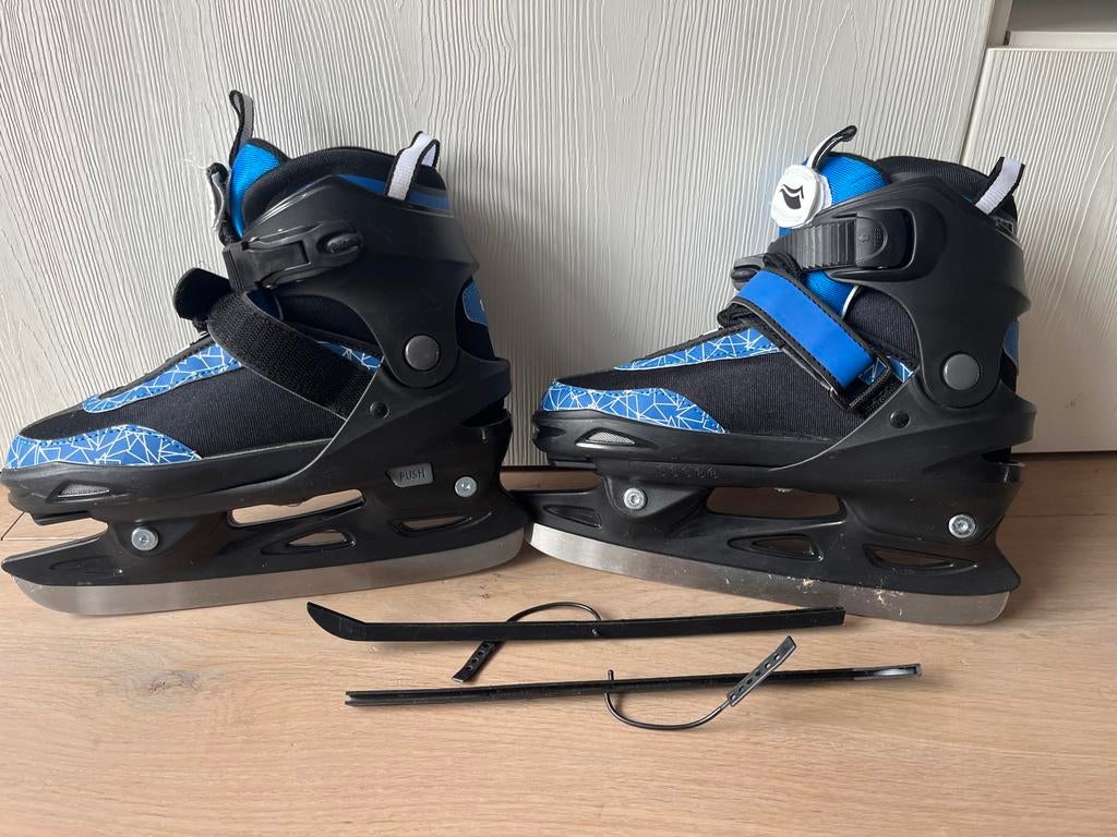 Crivit IJshockeyschaatsen Verstelbaar Maat 33-37, Ophalen of Verzenden, Zo goed als nieuw, IJshockeyschaatsen, Overige merken