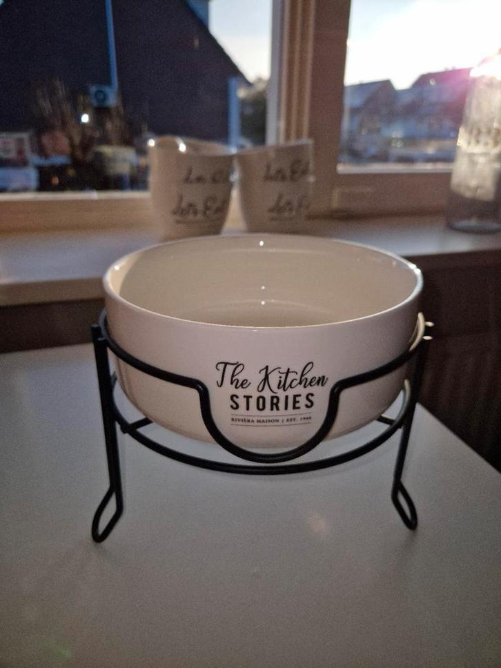 Rivièra Maison The Kitchen Stories, Huis en Inrichting, Woonaccessoires | Schalen en Manden, Zo goed als nieuw, Schaal, Rond, Porselein of Keramiek