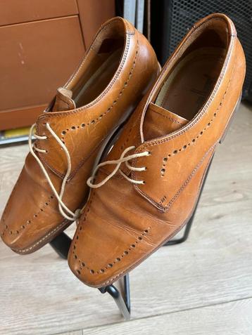 Mooie nette schoenen  VAN BOMMEL beschikbaar voor biedingen