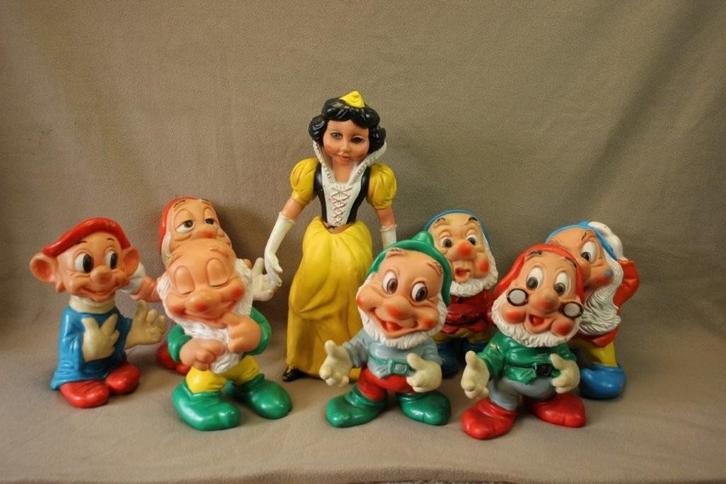 Vintage pieppoppen Sneeuwwitje en de 7 dwergen, Verzamelen, Disney, Gebruikt, Beeldje of Figuurtje, Sneeuwwitje of Doornroosje