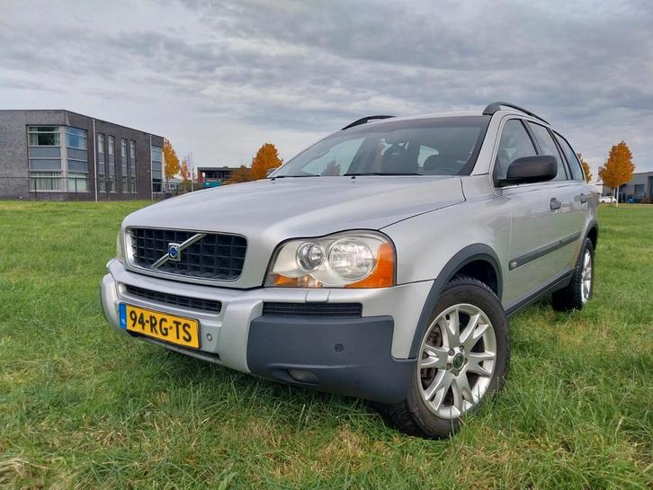 Volvo XC90 2.4 D5 NIEUWE APK/ XENON/ AIRCO/ STOELVERWARMING, Auto's, Volvo, Particulier, XC90, 4x4, ABS, Airbags, Airconditioning