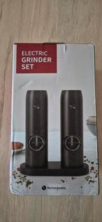 Oplaatbare peper en zout stel, Huis en Inrichting, Ophalen of Verzenden, Zo goed als nieuw