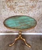 Salontafel in turquoise met goud patronen, Ophalen