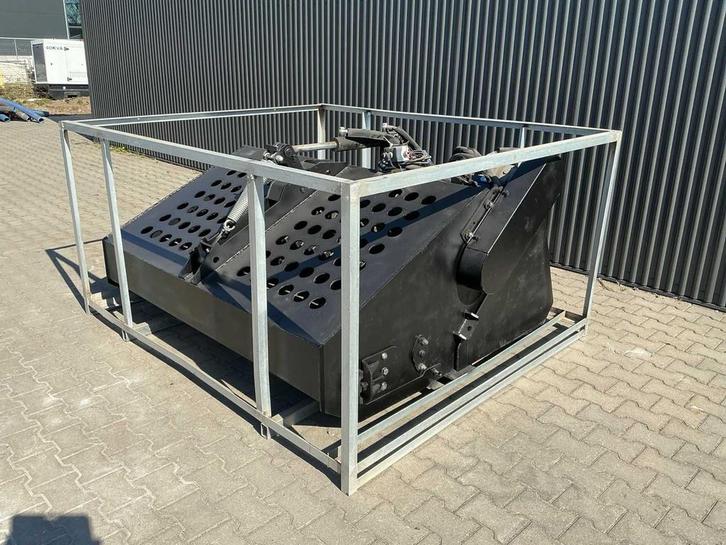 Field Industries Hydraulische afwerkmachine met opvangbak, Zakelijke goederen, Overige Zakelijke goederen
