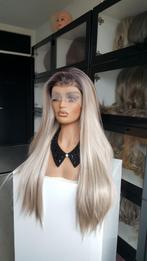 Luxe Lace Pruik: Uitgroei naar Gemengd Blond - STijl, Ophalen of Verzenden, Nieuw, Pruik of Haarverlenging