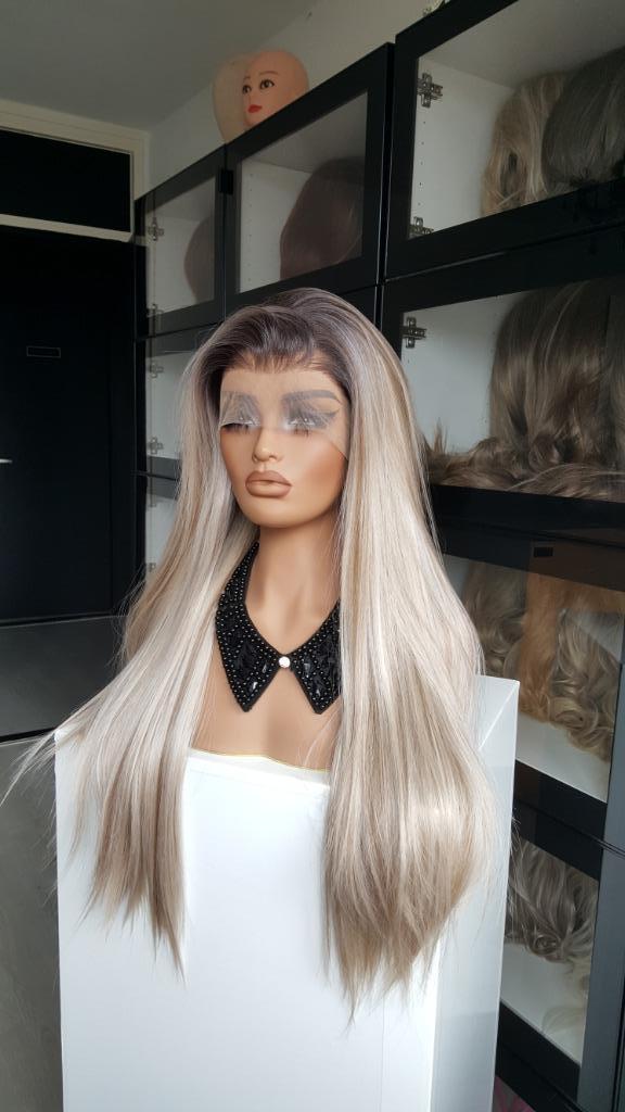 Luxe Lace Pruik: Uitgroei naar Gemengd Blond - STijl, Sieraden, Tassen en Uiterlijk, Uiterlijk | Haarverzorging, Nieuw, Pruik of Haarverlenging