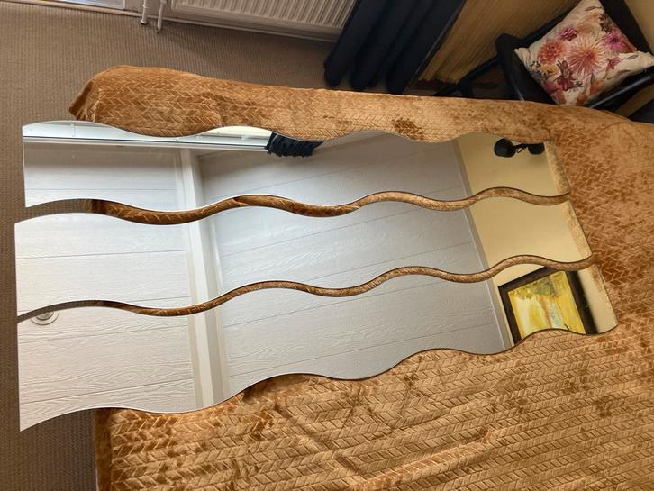 Unieke Spiegels met Golfvorm, Huis en Inrichting, Woonaccessoires | Spiegels, Zo goed als nieuw, 125 cm of meer, 150 tot 200 cm