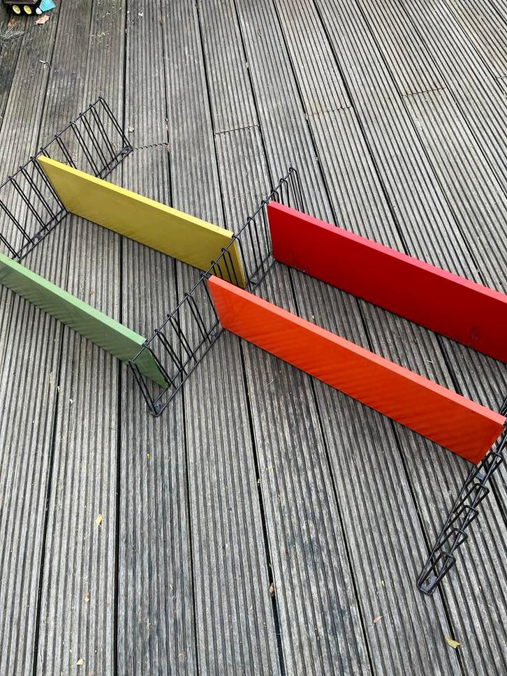 Vintage Tomado Wandrek - Design Klassieker, Huis en Inrichting, Woonaccessoires | Wandplanken en Boekenplanken, Gebruikt, Ophalen of Verzenden