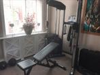Fitness apparaat + bank, Sport en Fitness, Ophalen, Zo goed als nieuw, Metaal