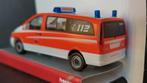 Mercedes Benz Vito ambulance 1:87 H0 Herpa Pol, Hobby en Vrije tijd, Modelauto's | 1:87, Ophalen of Verzenden, Zo goed als nieuw