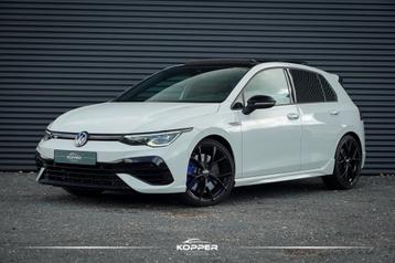 Volkswagen Golf 2.0 TSI R 4Motion / Pano / Akrapovic / DCC / beschikbaar voor biedingen