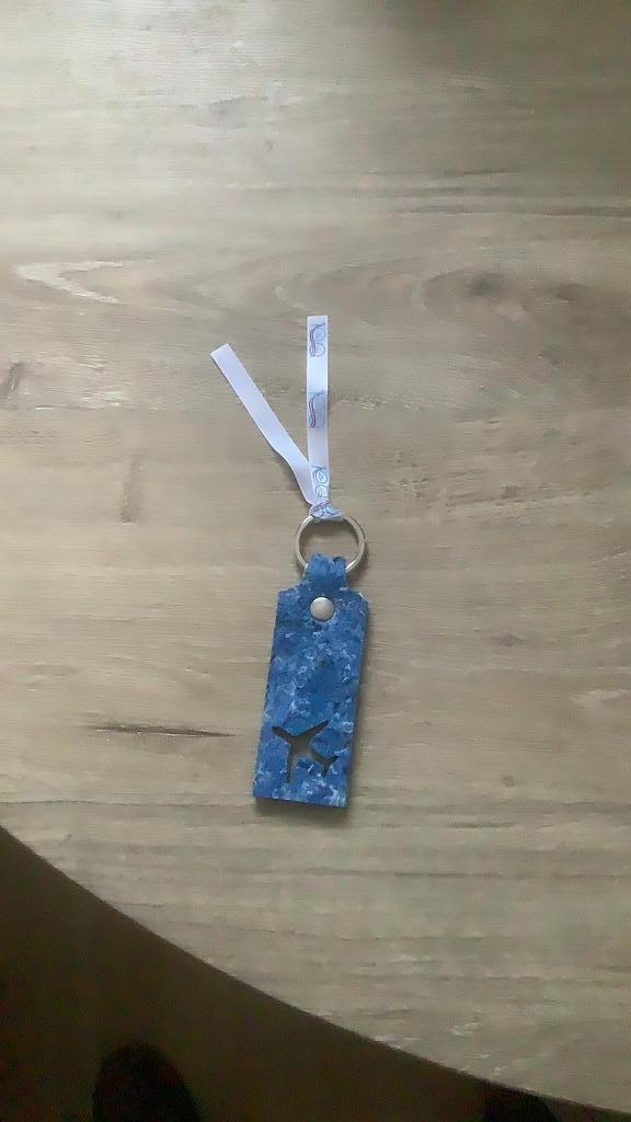 KLM 100 jaar sleutelhanger LIMITED EDITION, Verzamelen, Luchtvaart en Vliegtuigspotten, Nieuw, Overige typen, Ophalen