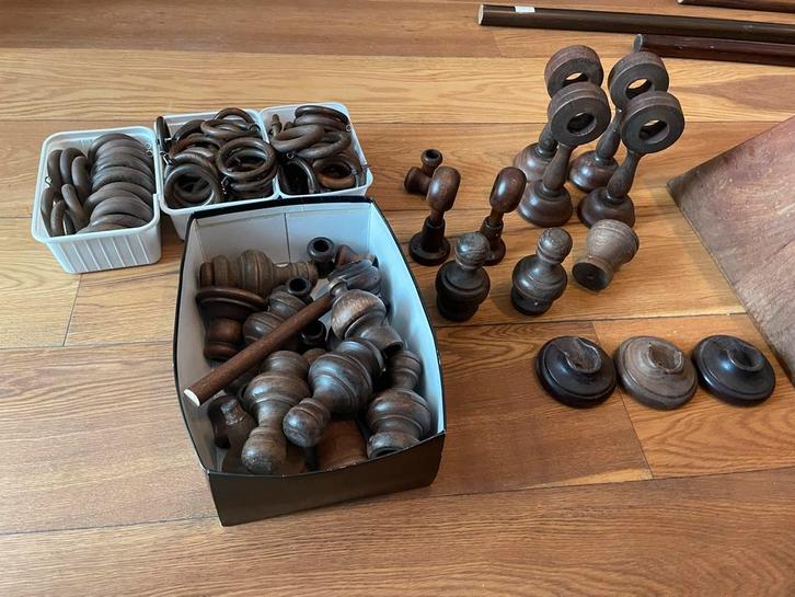 Gordijnroede onderdelen - Hout, Huis en Inrichting, Stoffering | Gordijnen en Lamellen, Gebruikt, Minder dan 100 cm, 150 tot 200 cm