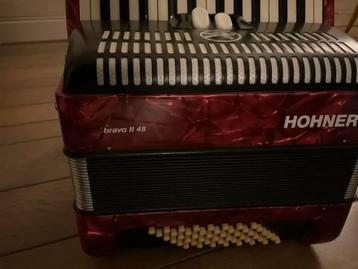 Hohner Bravo II 48 Toetsaccordeon beschikbaar voor biedingen