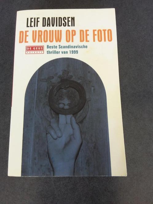 Leif Davidsen - de vrouw op de foto, Boeken, Thrillers, Zo goed als nieuw, Nederland, Ophalen of Verzenden