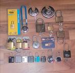 Diverse hangsloten abus yale optimus burgwachter oxloc, Ophalen of Verzenden