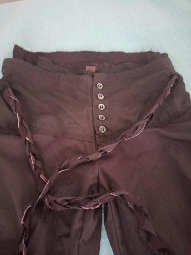 Le Jean de Marithe et François Girbaud driekwart broek nieuw, Kleding | Dames, Broeken en Pantalons, Nieuw, Bruin, Driekwart, Ophalen of Verzenden