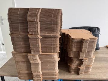 Partij brievenbusdozen & postdozen – 650 stuks totaal beschikbaar voor biedingen