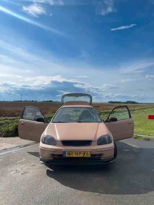 Honda Civic 1.5 I LS Vtec-e 1997 beige, Auto's, Honda, Particulier, Civic, Benzine, Hatchback, Handgeschakeld, Origineel Nederlands