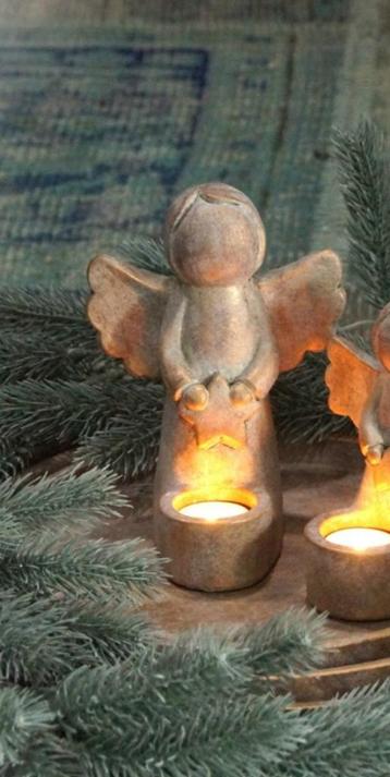 Engel waxinelicht houder met ster Jewel Brynxz stoer sober beschikbaar voor biedingen