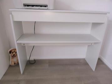 Bureau zgan! beschikbaar voor biedingen