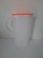 Tupperware schenkkan 1.7 liter vintage wit oranje, Ophalen of Verzenden, Wit
