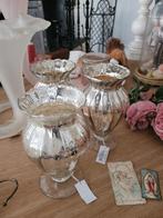 Armeluis zilveren vaasjes foto 1 en 2 p/stuk 7.95, Heikant 21 Kaatsheuvel, Belle Vieille Brocante, Nieuw, Ophalen of Verzenden