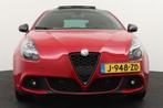 Alfa Romeo Giulietta 1.4 120 PK Turbo Sport Pano-dak Trekhaa, Auto's, Alfa Romeo, Voorwielaandrijving, Gebruikt, Euro 6, 4 cilinders