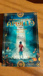 Rick Riordan - Het verborgen orakel, Ophalen of Verzenden, Zo goed als nieuw, Rick Riordan