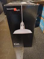 Besselink hanglampen wit. Nieuw!, Huis en Inrichting, Lampen | Hanglampen, Ophalen, Zo goed als nieuw, Minder dan 50 cm