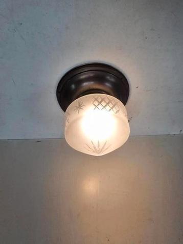 Plafonnière geslepen glas. beschikbaar voor biedingen