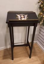 Zwarte gerestylede lessenaar met gouden details, Huis en Inrichting, Kasten | Secretaires, Ophalen, Zo goed als nieuw, Lessenaar