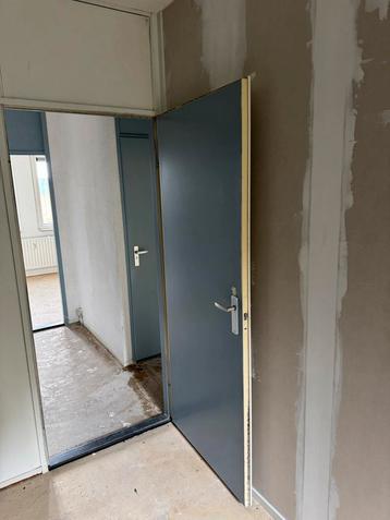 Binnendeuren opdek beschikbaar voor biedingen