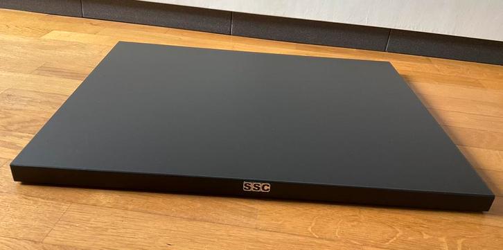 SSC SOLIDBASE, Computers en Software, Tablet-hoezen, Zo goed als nieuw, Bescherming voor- en achterkant, Ophalen of Verzenden