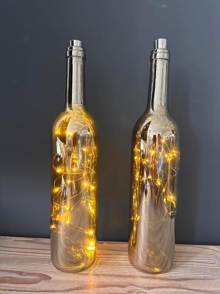 8 st flessen incl. ledverlichting chroom metaal look, Huis en Inrichting, Woonaccessoires | Kandelaars en Kaarsen, Nieuw, Minder dan 25 cm