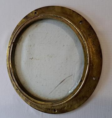 oude messing patrijspoort brons  beschikbaar voor biedingen